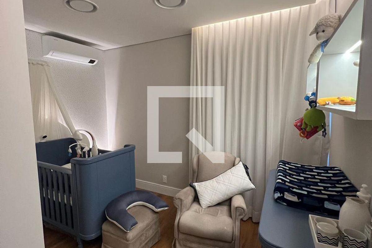Casa à Venda - Vila Brandina, 4 Quartos,  227 m2 em , Campinas - sp | SoloBR