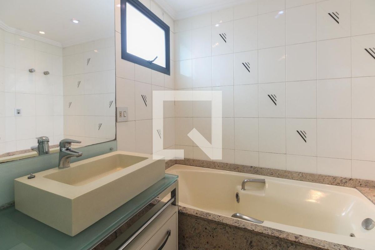 Apartamento, 3 quartos, 280 m² - Foto 52