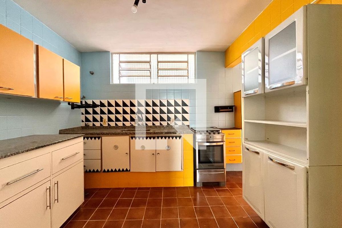 Casa à Venda - Parque Prado, 3 Quartos,  250 m2 em , Campinas - sp | SoloBR