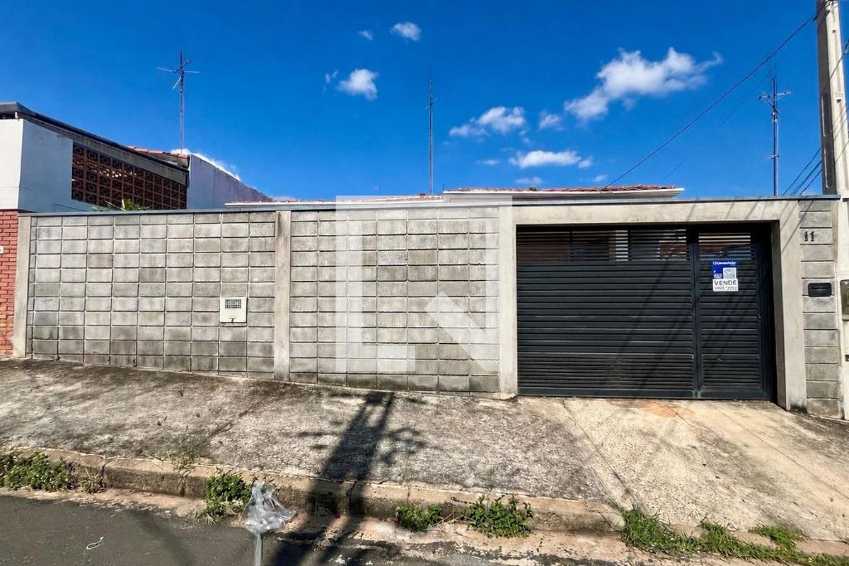 Casa à Venda - Parque Prado, 3 Quartos,  250 m2 em , Campinas - sp | SoloBR