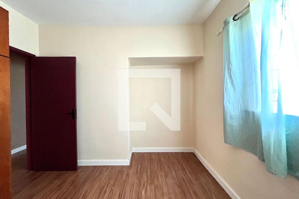 Casa à Venda - Parque Prado, 3 Quartos,  250 m2 em , Campinas - sp | SoloBR