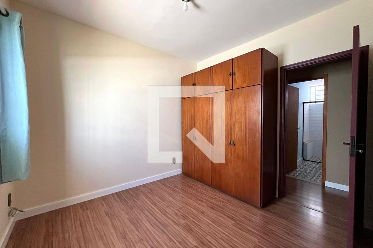 Casa à Venda - Parque Prado, 3 Quartos,  250 m2 em , Campinas - sp | SoloBR