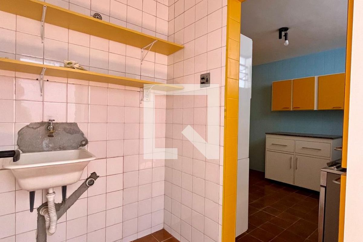 Casa à Venda - Parque Prado, 3 Quartos,  250 m2 em , Campinas - sp | SoloBR