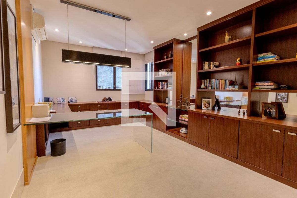 Apartamento à Venda - Cambuí, 4 Quartos,  580 m2 em , Campinas - sp | SoloBR