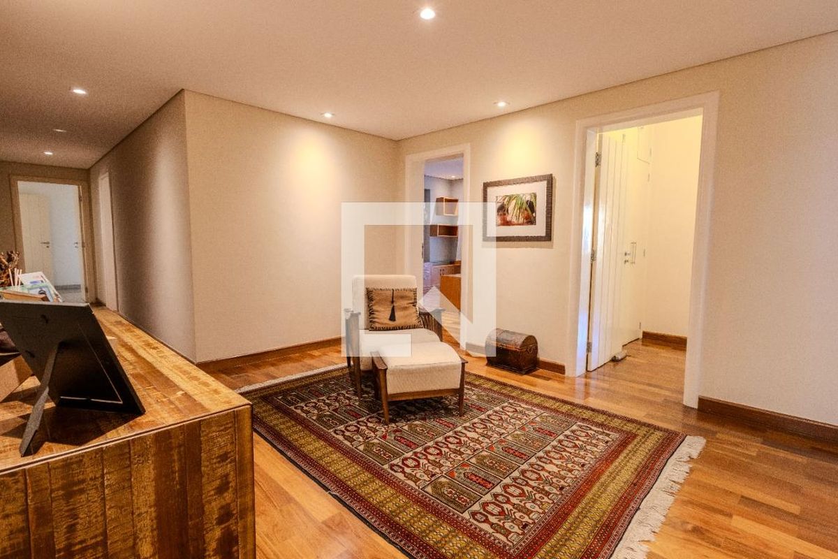 Apartamento à Venda - Cambuí, 4 Quartos,  580 m2 em , Campinas - sp | SoloBR