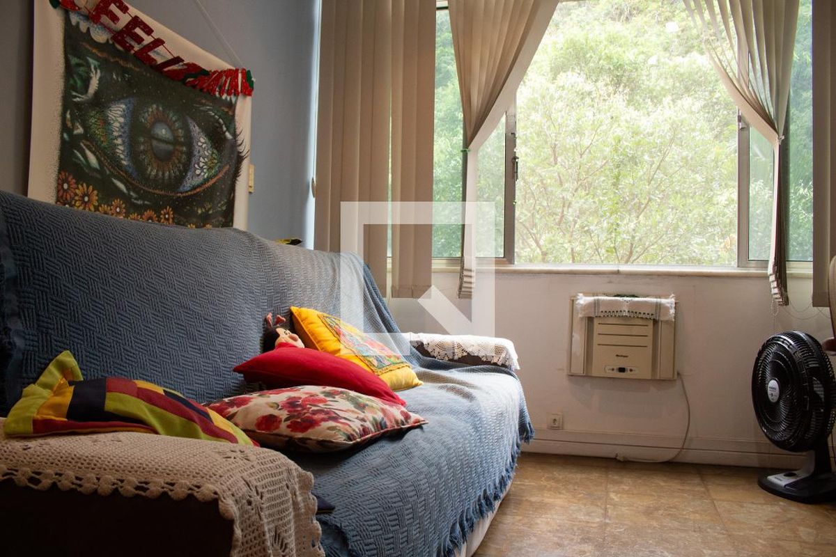 Apartamento, 2 quartos, 60 m² - Foto 2