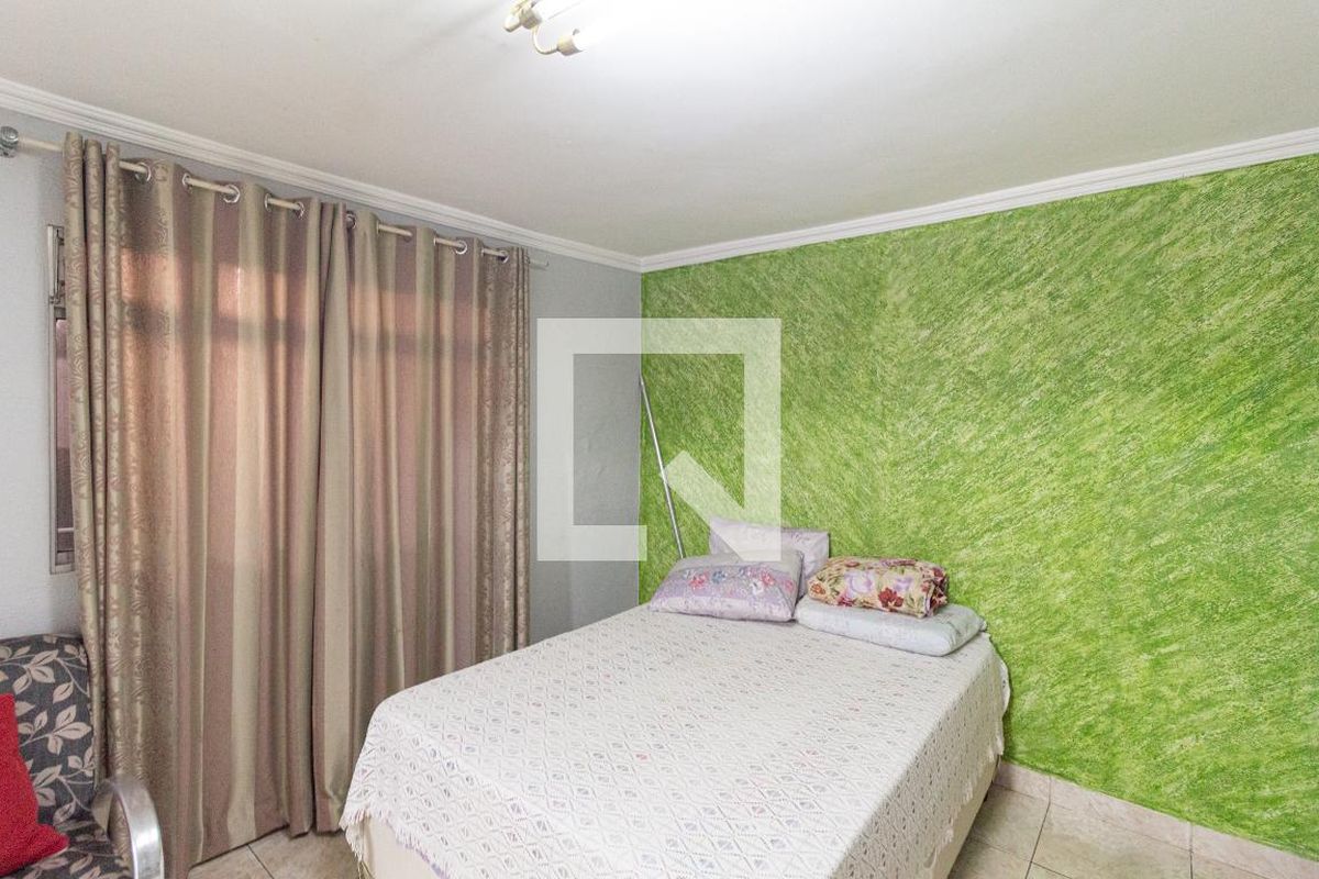 Casa, 4 quartos, 303 m² - Foto 2