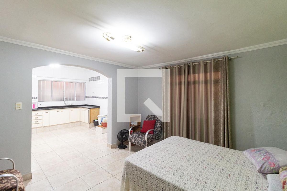 Casa, 4 quartos, 303 m² - Foto 1