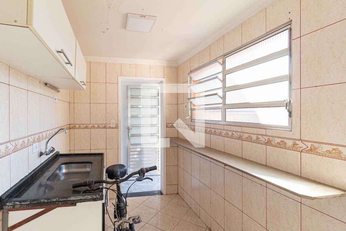 Casa, 4 quartos, 303 m² - Foto 48
