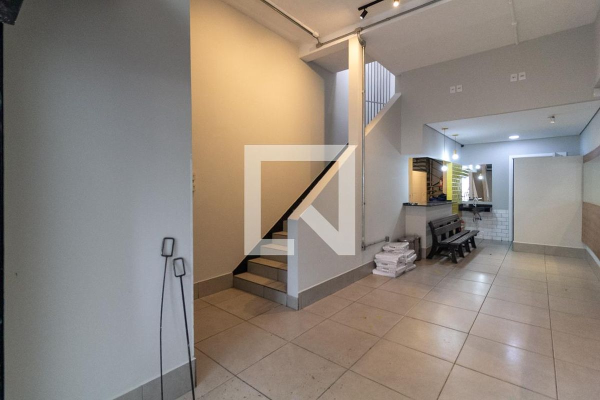 Casa, 1 quarto, 110 m² - Foto 2