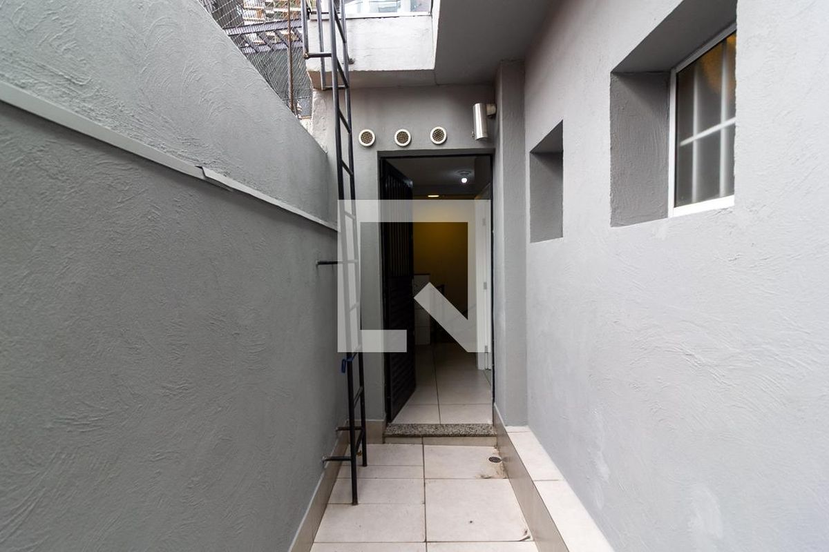 Casa, 1 quarto, 110 m² - Foto 35