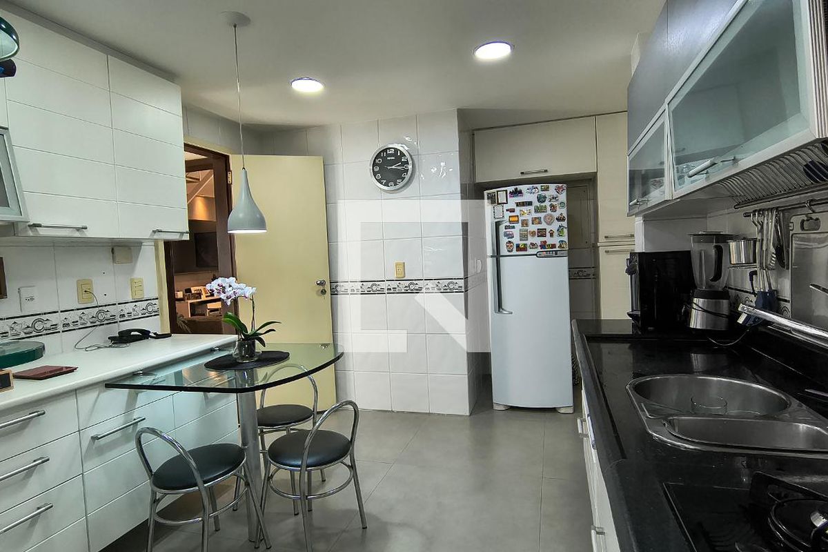 Apartamento, 4 quartos, 338 m² - Foto 143
