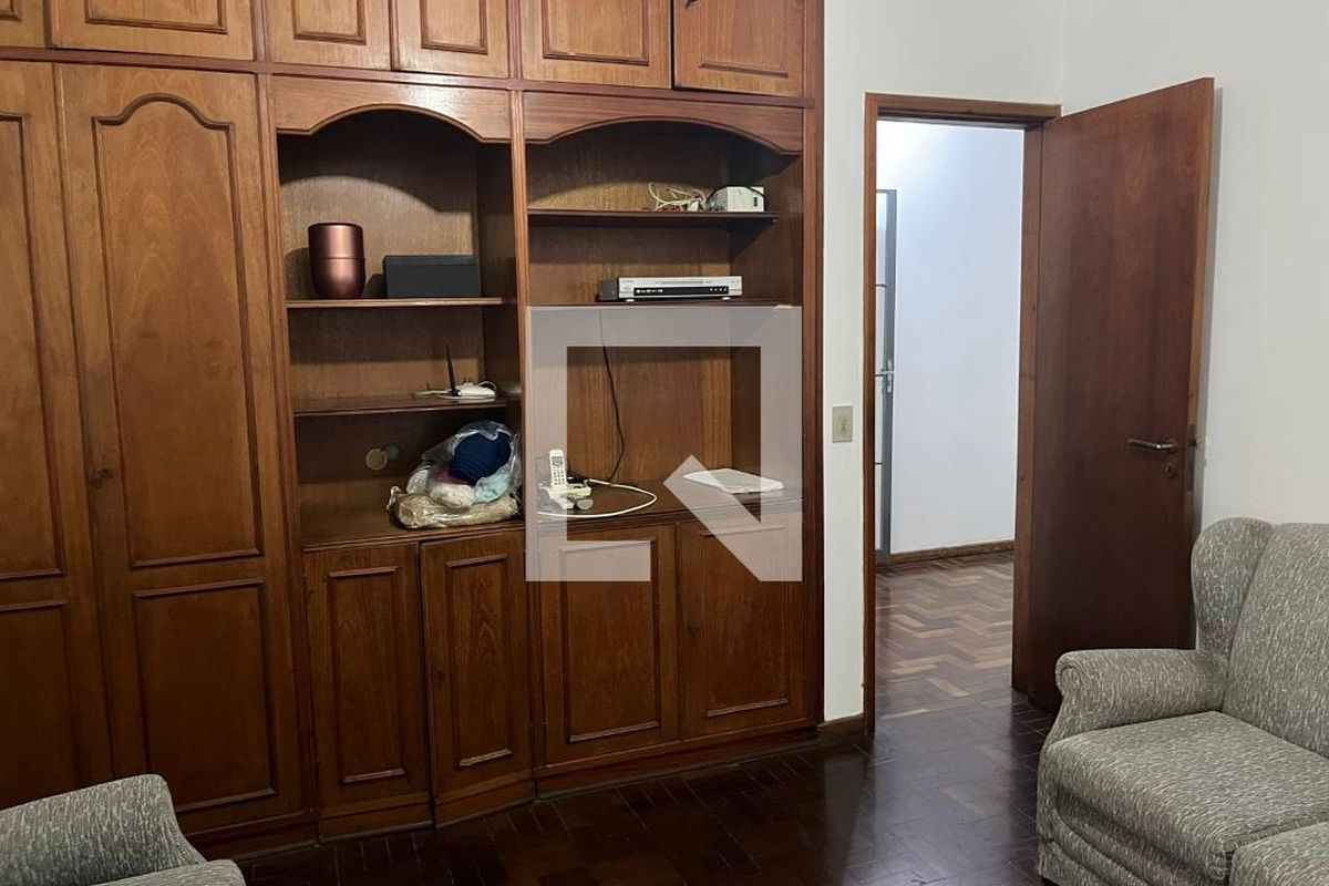 Casa, 7 quartos, 269 m² - Foto 4