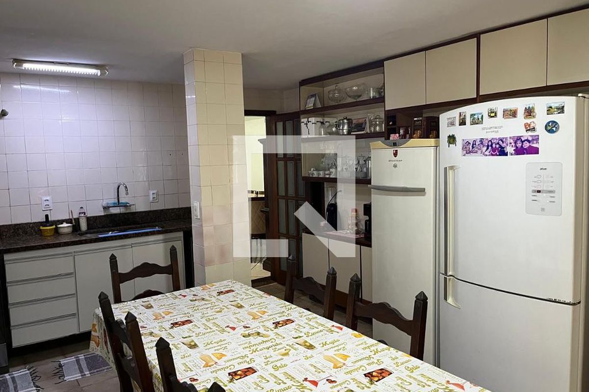 Casa, 7 quartos, 269 m² - Foto 68