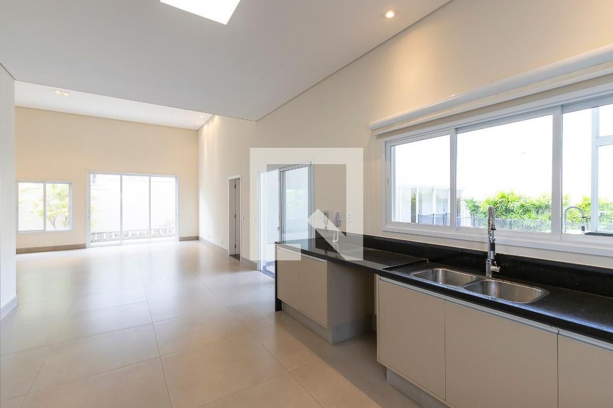 Casa à Venda - Lot. Alphaville Campinas, 4 Quartos,  350 m2 em , Campinas - sp | SoloBR
