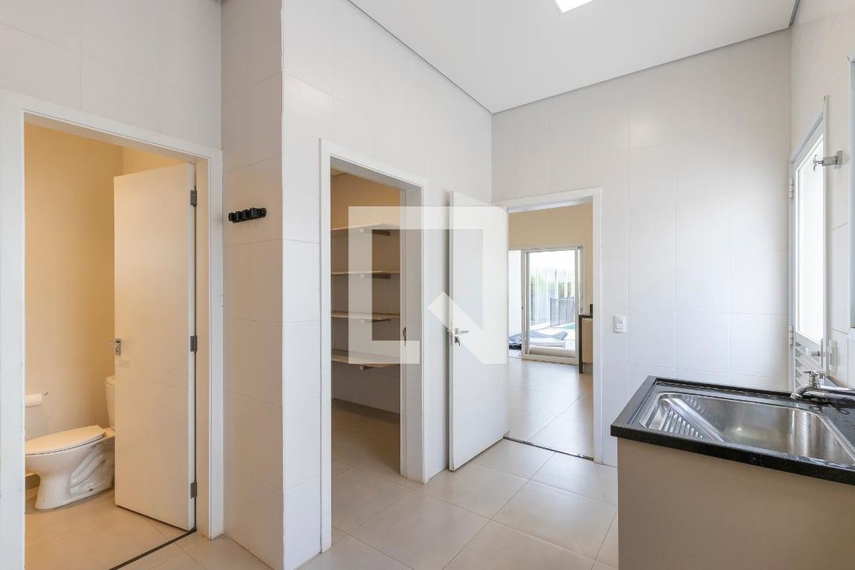 Casa à Venda - Lot. Alphaville Campinas, 4 Quartos,  350 m2 em , Campinas - sp | SoloBR