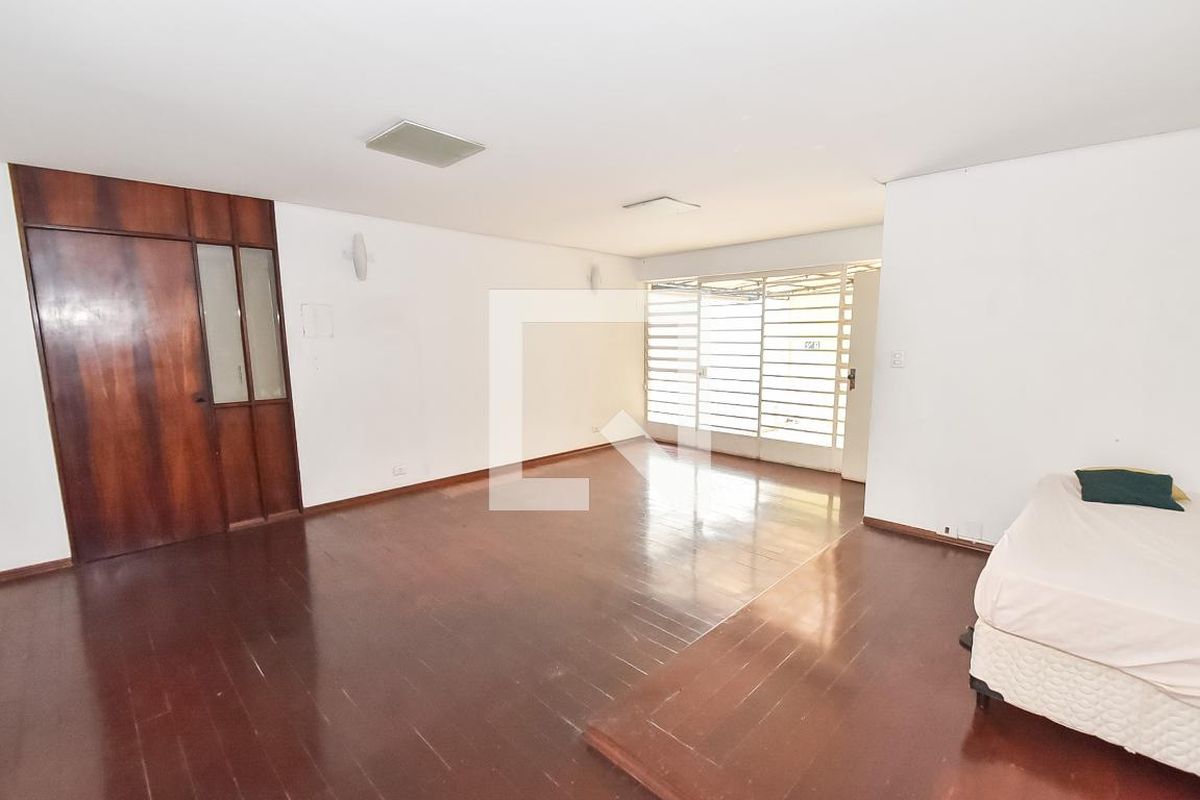 Casa, 3 quartos, 350 m² - Foto 1