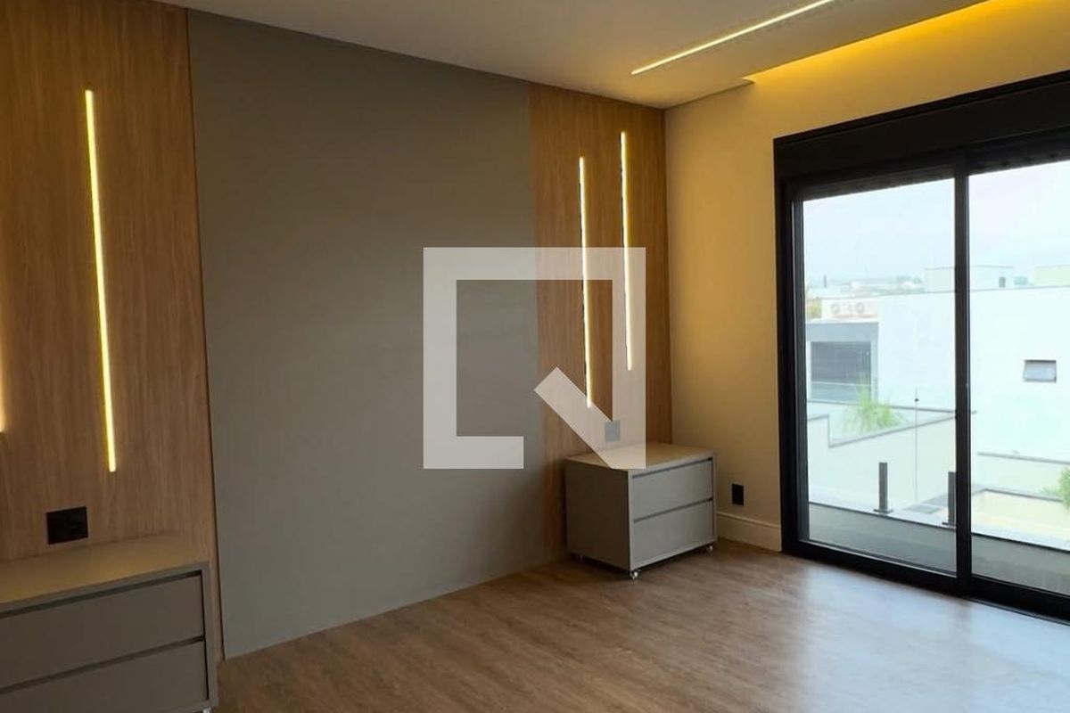 Casa à Venda - Swiss Park, 3 Quartos,  314 m2 em , Campinas - sp | SoloBR