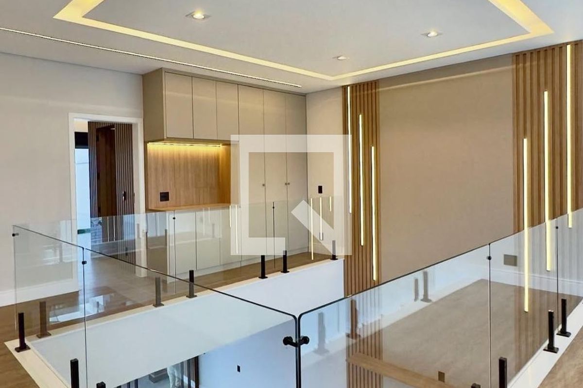 Casa à Venda - Swiss Park, 3 Quartos,  314 m2 em , Campinas - sp | SoloBR