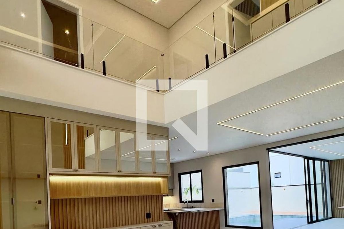 Casa à Venda - Swiss Park, 3 Quartos,  314 m2 em , Campinas - sp | SoloBR