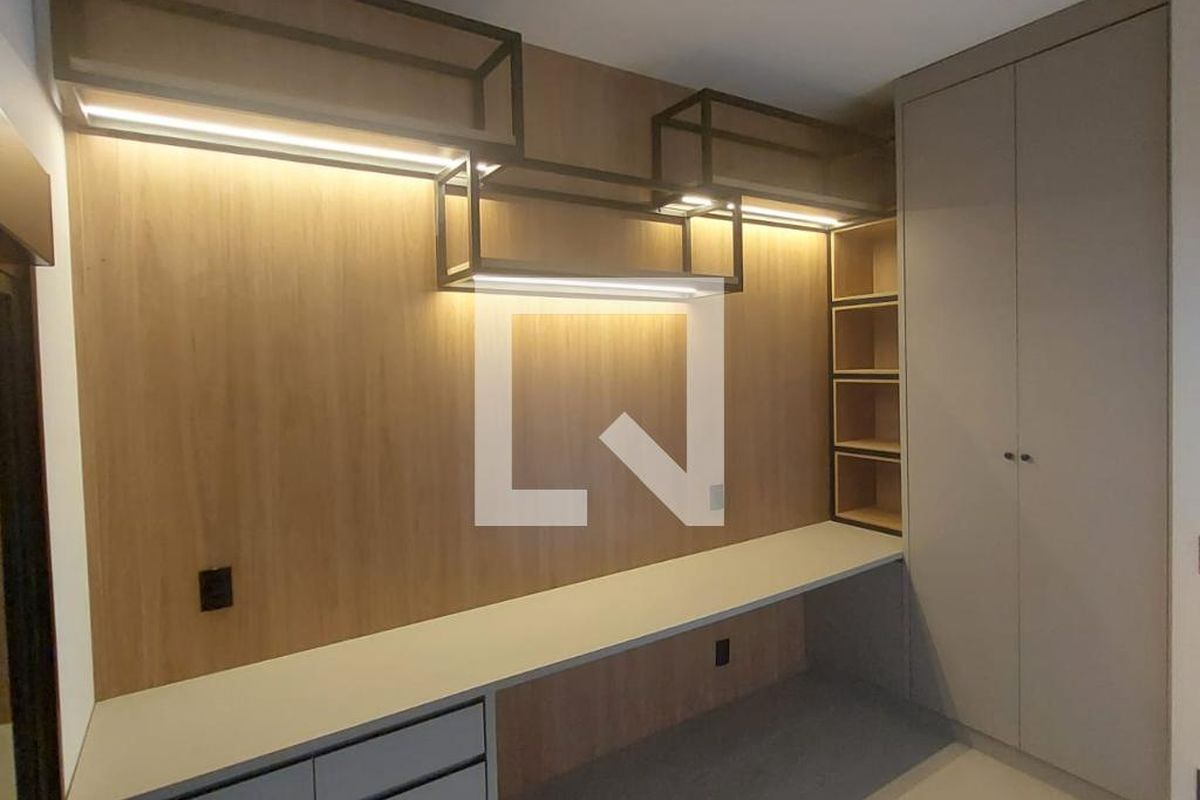 Casa à Venda - Swiss Park, 3 Quartos,  314 m2 em , Campinas - sp | SoloBR