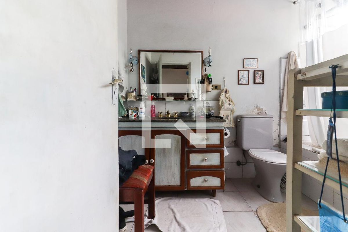 Casa, 4 quartos, 252 m² - Foto 24