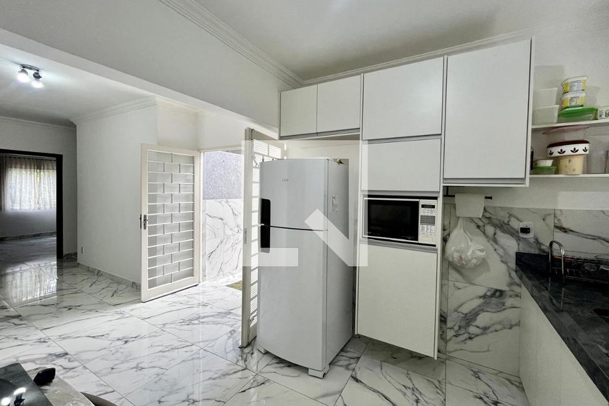 Casa à Venda - Jardim Chapadão, 4 Quartos,  186 m2 em , Campinas - sp | SoloBR