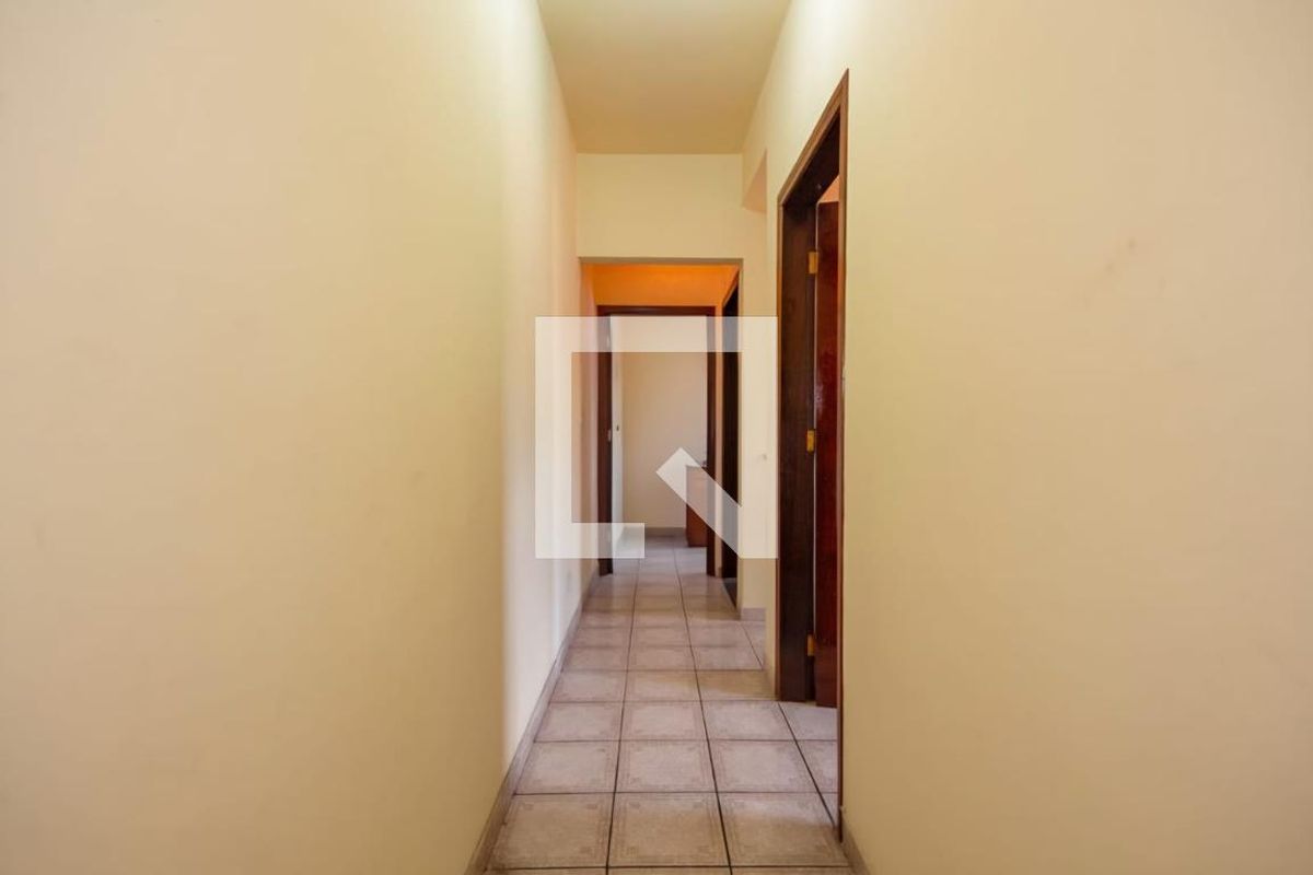 Casa, 3 quartos, 235 m² - Foto 19