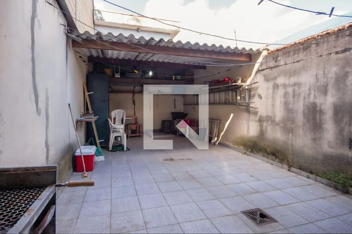 Casa, 3 quartos, 235 m² - Foto 43