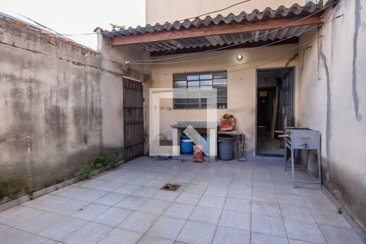 Casa, 3 quartos, 235 m² - Foto 47