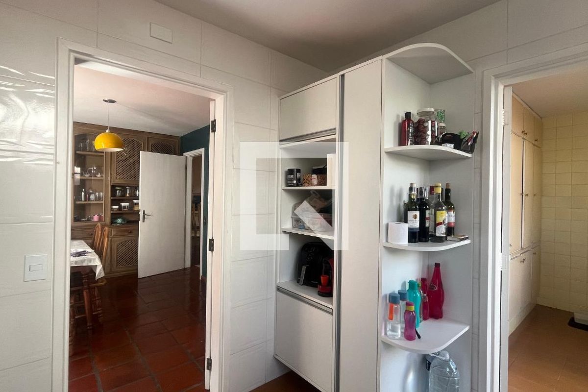 Casa à Venda - Guanabara, 3 Quartos,  242 m2 em , Campinas - sp | SoloBR