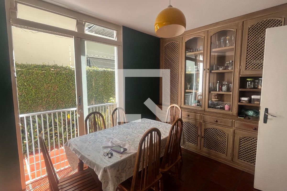 Casa à Venda - Guanabara, 3 Quartos,  242 m2 em , Campinas - sp | SoloBR