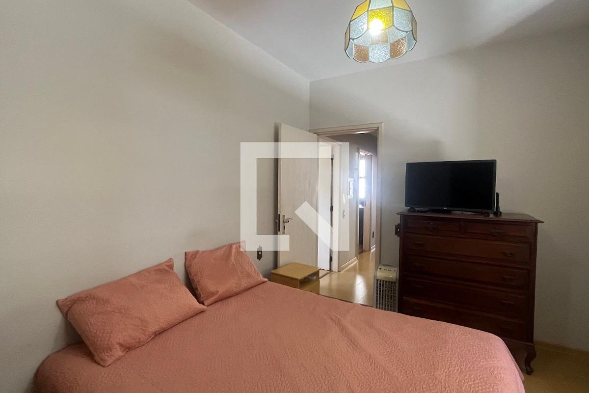 Casa à Venda - Guanabara, 3 Quartos,  242 m2 em , Campinas - sp | SoloBR