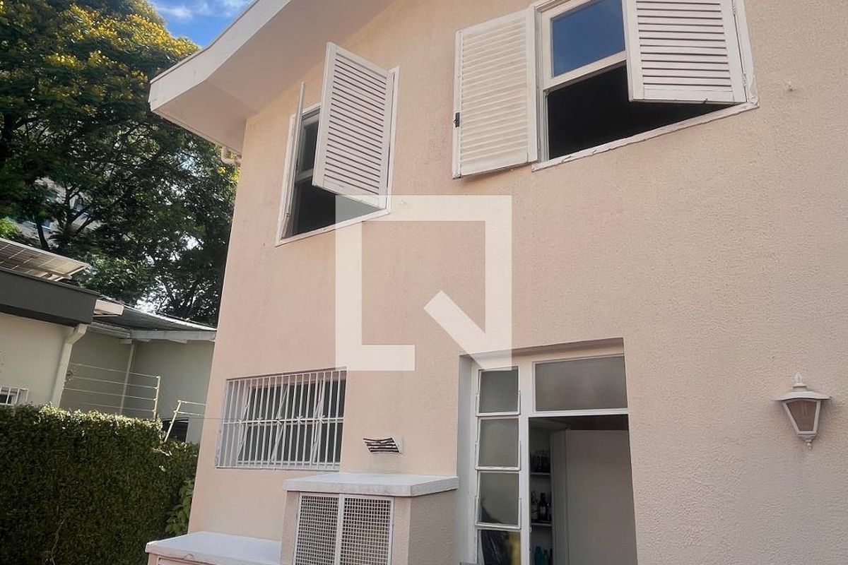 Casa à Venda - Guanabara, 3 Quartos,  242 m2 em , Campinas - sp | SoloBR