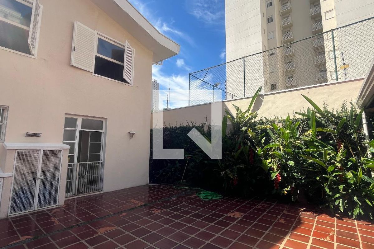 Casa à Venda - Guanabara, 3 Quartos,  242 m2 em , Campinas - sp | SoloBR