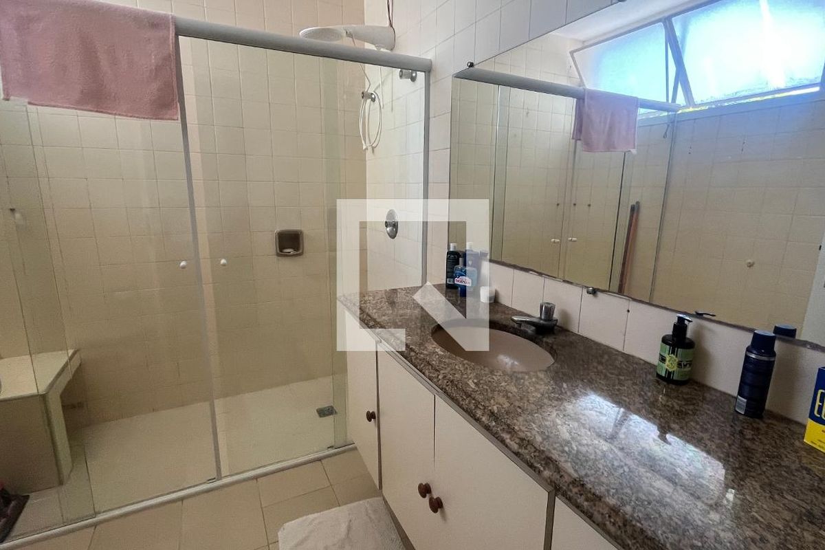 Casa à Venda - Guanabara, 3 Quartos,  242 m2 em , Campinas - sp | SoloBR