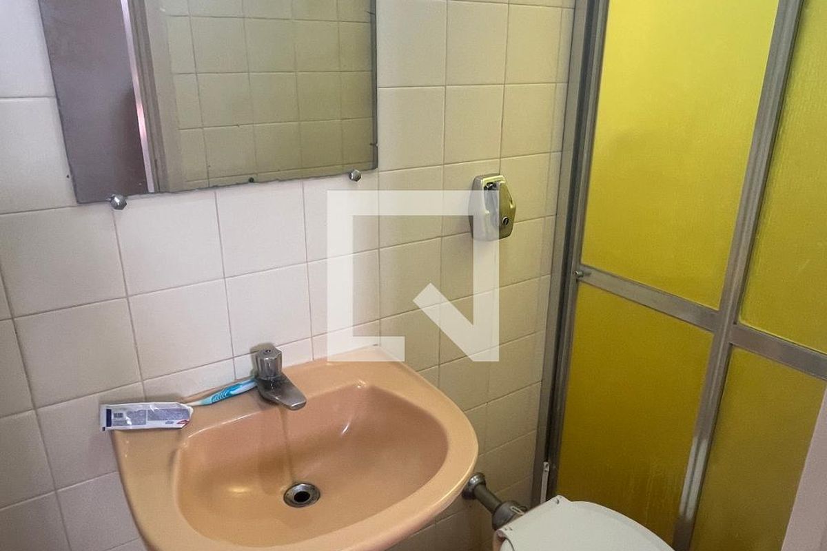 Casa à Venda - Guanabara, 3 Quartos,  242 m2 em , Campinas - sp | SoloBR