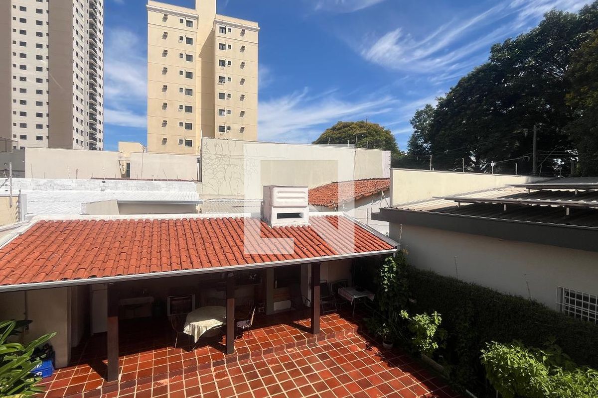 Casa à Venda - Guanabara, 3 Quartos,  242 m2 em , Campinas - sp | SoloBR