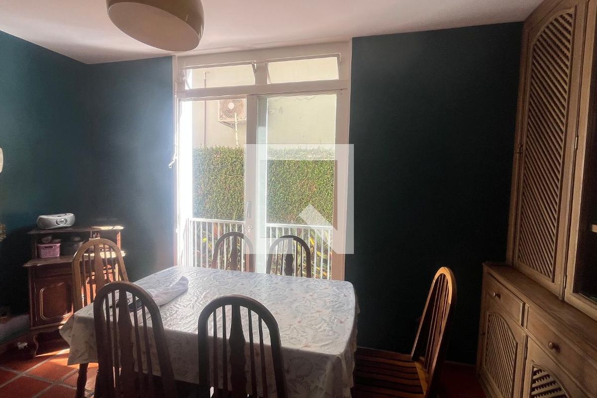 Casa à Venda - Guanabara, 3 Quartos,  242 m2 em , Campinas - sp | SoloBR