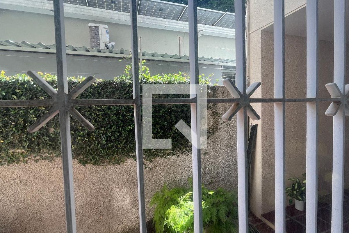 Casa à Venda - Guanabara, 3 Quartos,  242 m2 em , Campinas - sp | SoloBR