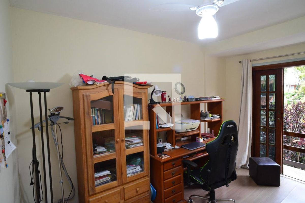 Casa, 3 quartos, 250 m² - Foto 40