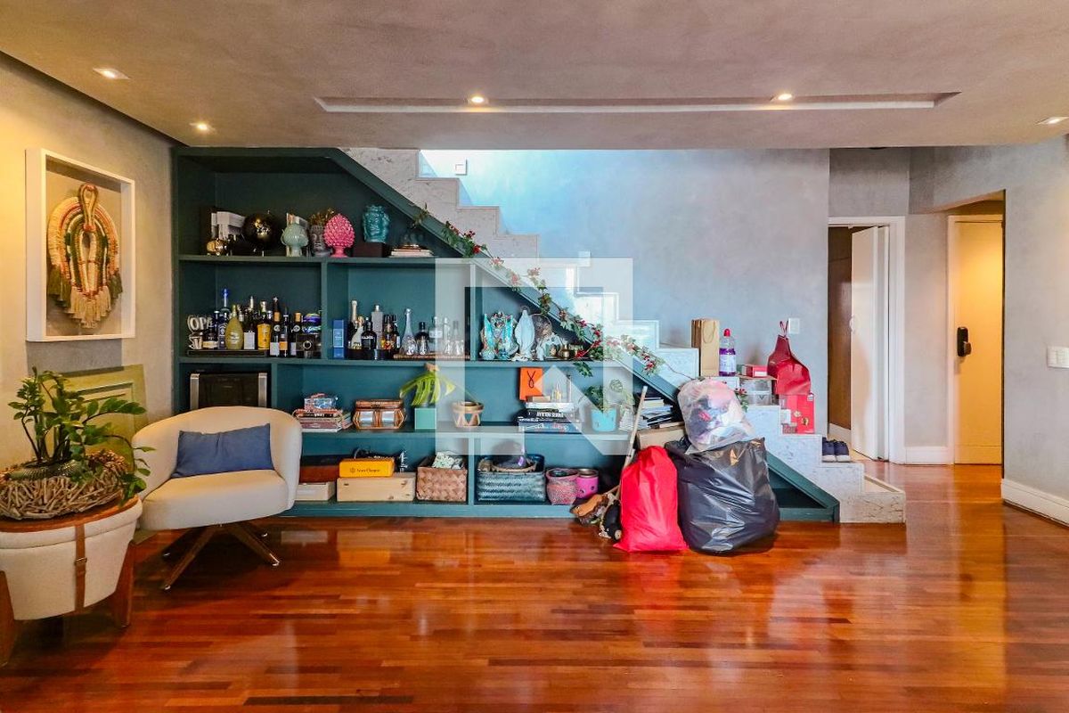 Cobertura, 3 quartos, 233 m² - Foto 4