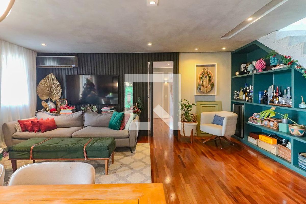 Cobertura, 3 quartos, 233 m² - Foto 2