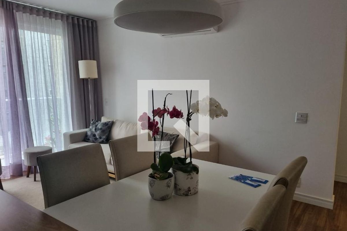 Apartamento à Venda - Cambuí, 2 Quartos,  72 m2 em , Campinas - sp | SoloBR