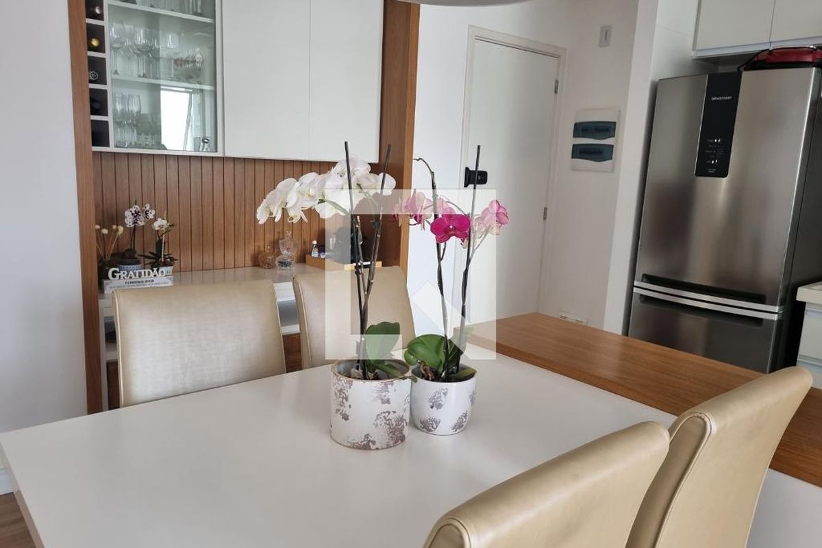 Apartamento à Venda - Cambuí, 2 Quartos,  72 m2 em , Campinas - sp | SoloBR