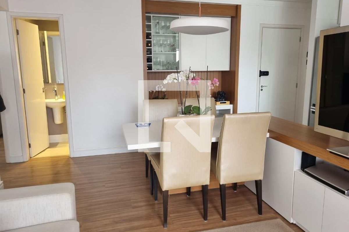 Apartamento à Venda - Cambuí, 2 Quartos,  72 m2 em , Campinas - sp | SoloBR