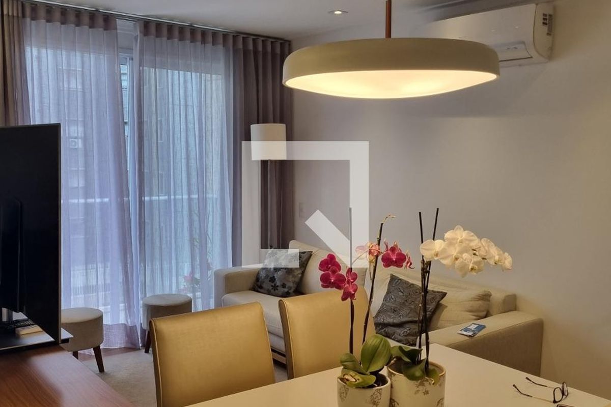 Apartamento à Venda - Cambuí, 2 Quartos,  72 m2 em , Campinas - sp | SoloBR