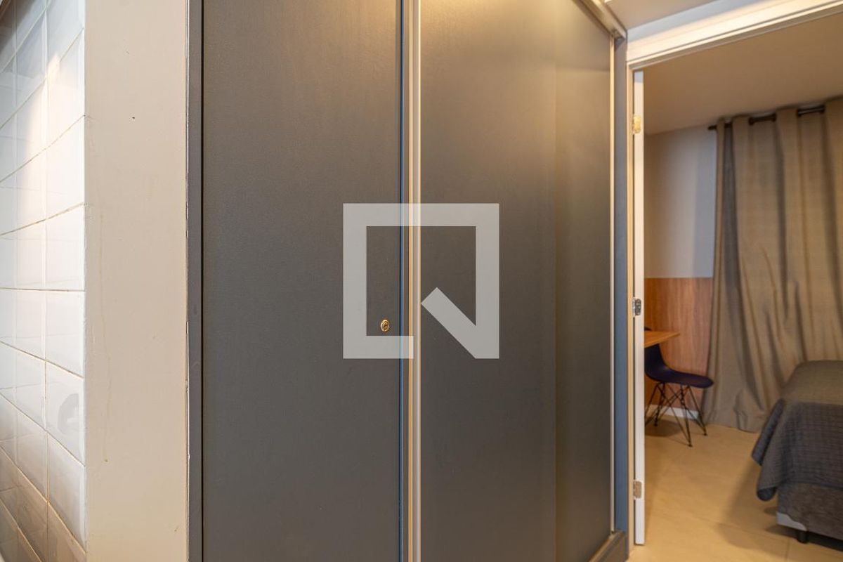 Apartamento, 1 quarto, 33 m² - Foto 50