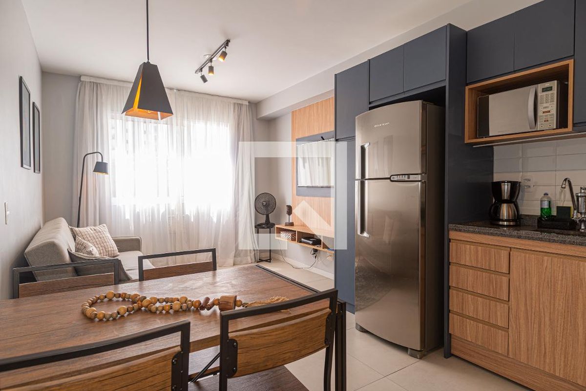 Apartamento, 1 quarto, 33 m² - Foto 2