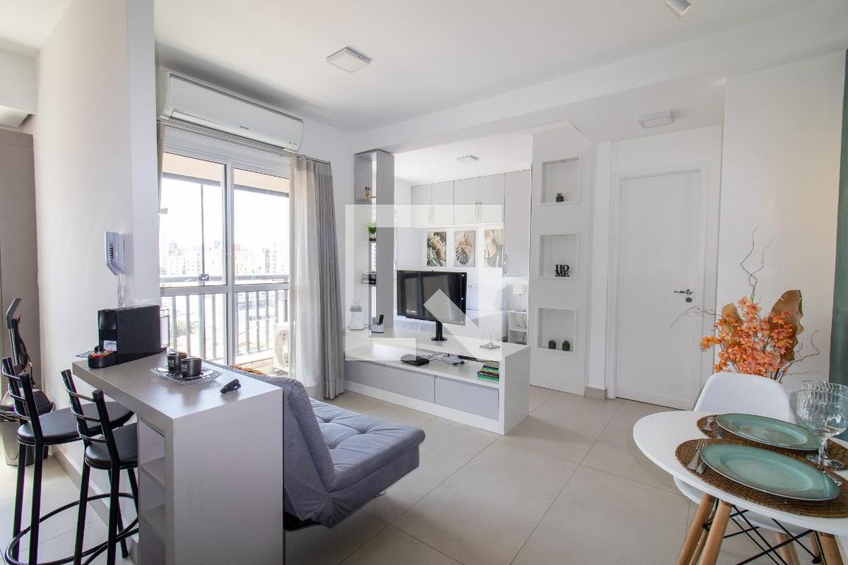 Apartamento à Venda - Taquaral, 1 Quarto,  40 m2 em , Campinas - sp | SoloBR
